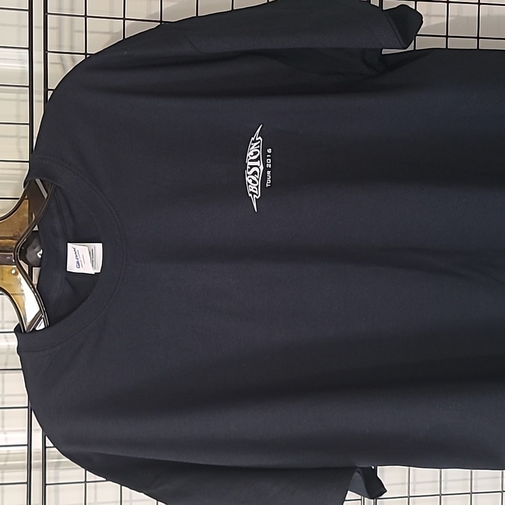 NEW. BOSTON Tour 2016 Black T's.